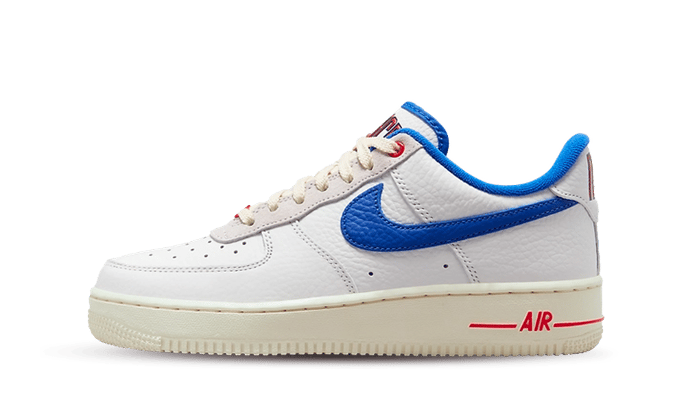 Nike Air Force 1 07 LX Low Command Force University Blue Summit White