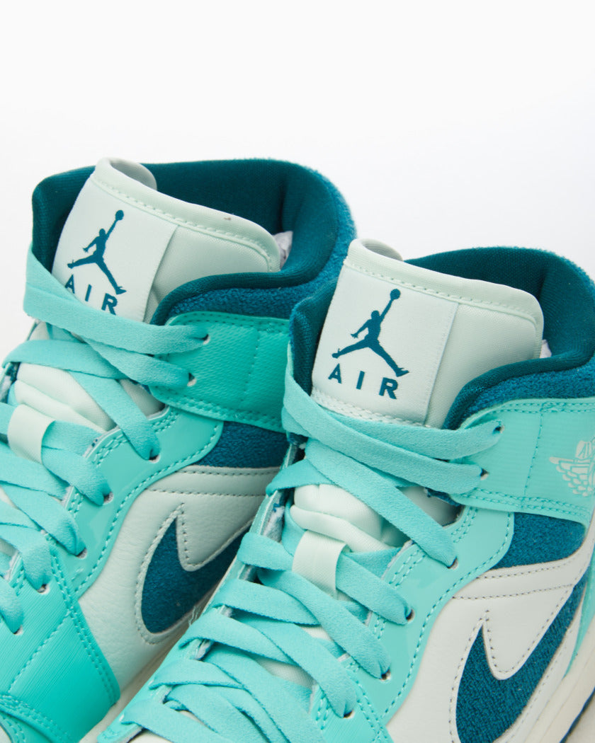 Air Jordan Women's 1 Mid SE "Bleached Turquoise"