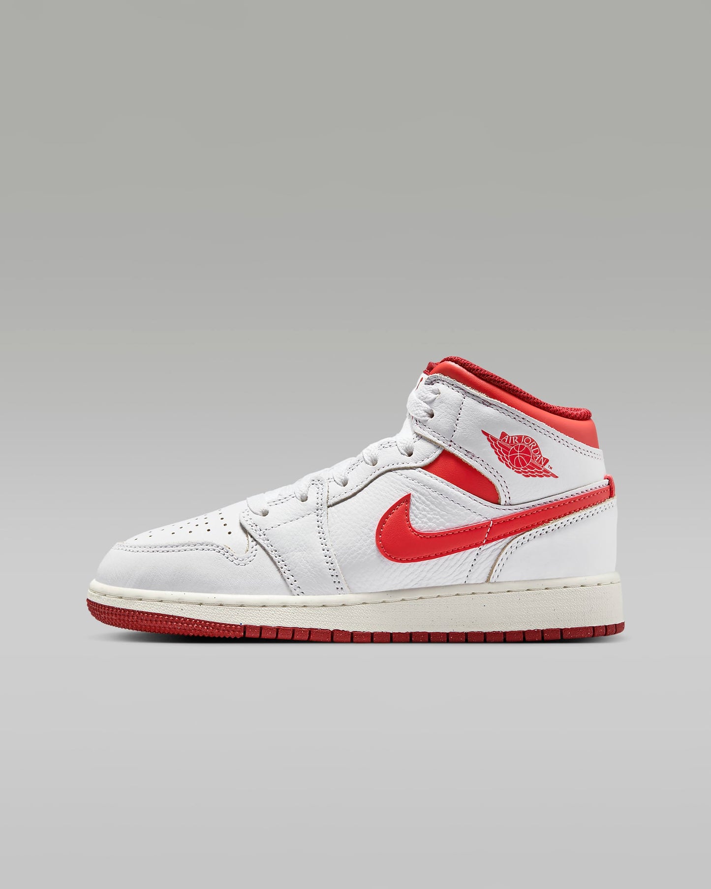 Air Jordan 1 Mid SE "White Dune Red"